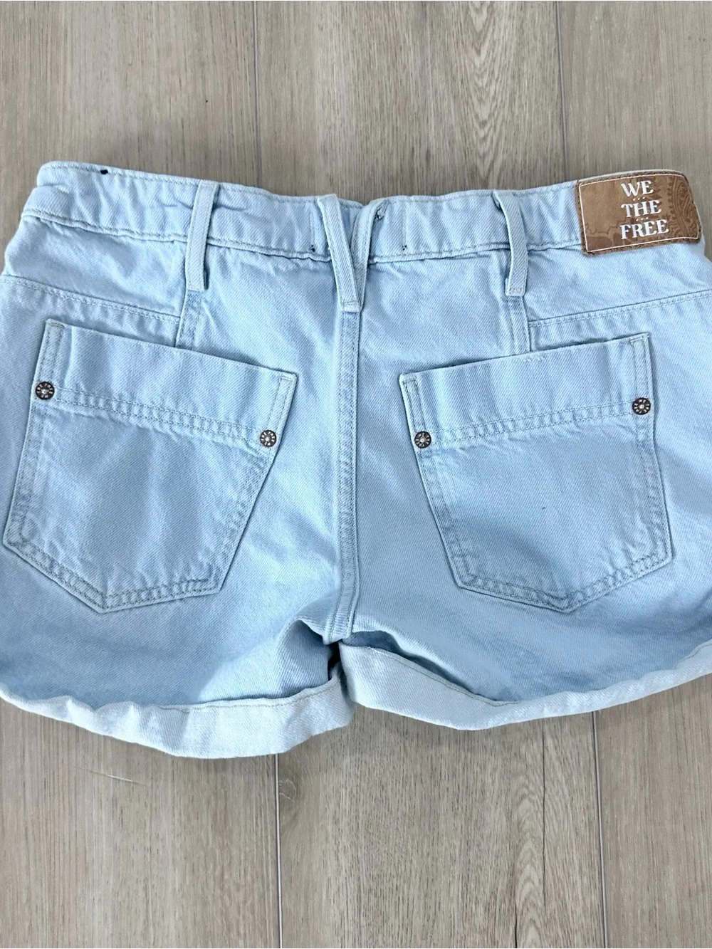 We the Free beginners luck slouch denim shorts rolled hem size 26